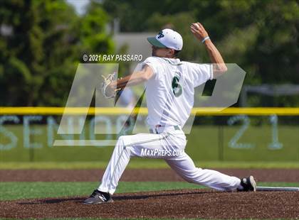 Thumbnail 1 in Brentwood vs William Floyd photogallery.