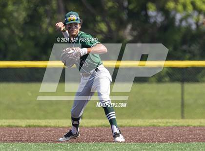 Thumbnail 1 in Brentwood vs William Floyd photogallery.