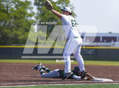 Thumbnail 2 in Brentwood vs William Floyd photogallery.
