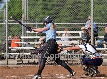 Thumbnail 1 in Roane County vs Gibbs (Foothills Classic) photogallery.