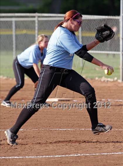 Thumbnail 3 in Roane County vs Gibbs (Foothills Classic) photogallery.