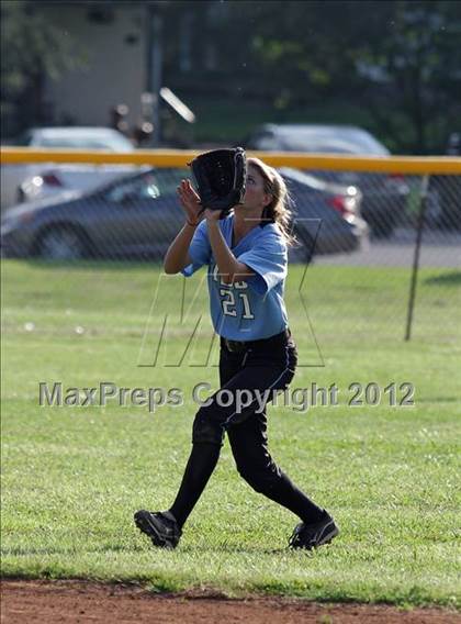 Thumbnail 1 in Roane County vs Gibbs (Foothills Classic) photogallery.