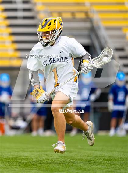 Thumbnail 2 in St. Ignatius vs. St. Xavier (OHSAA Division 1 Final) photogallery.