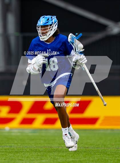 Thumbnail 2 in St. Ignatius vs. St. Xavier (OHSAA Division 1 Final) photogallery.