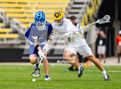 Thumbnail 2 in St. Ignatius vs. St. Xavier (OHSAA Division 1 Final) photogallery.