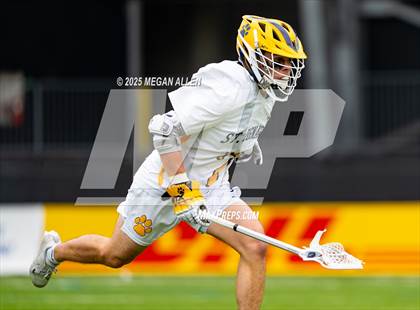 Thumbnail 3 in St. Ignatius vs. St. Xavier (OHSAA Division 1 Final) photogallery.