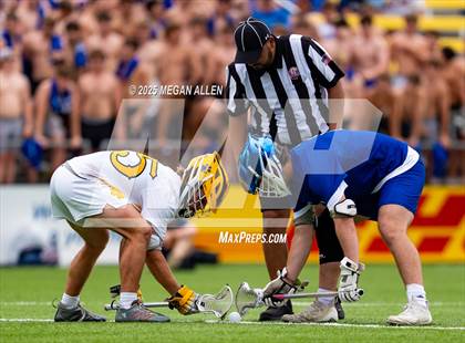 Thumbnail 1 in St. Ignatius vs. St. Xavier (OHSAA Division 1 Final) photogallery.
