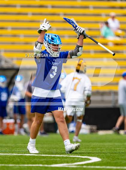 Thumbnail 2 in St. Ignatius vs. St. Xavier (OHSAA Division 1 Final) photogallery.