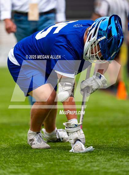 Thumbnail 3 in St. Ignatius vs. St. Xavier (OHSAA Division 1 Final) photogallery.