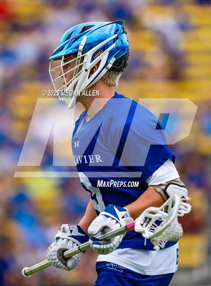Thumbnail 1 in St. Ignatius vs. St. Xavier (OHSAA Division 1 Final) photogallery.