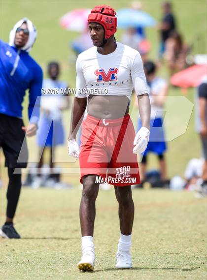 Thumbnail 2 in Mountain View vs. Chandler Team B (GBAC 7-on-7) photogallery.