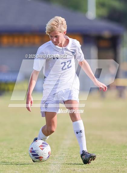 Thumbnail 2 in JV: Hoggard @ Jack Britt photogallery.