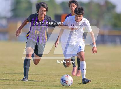 Thumbnail 2 in JV: Hoggard @ Jack Britt photogallery.