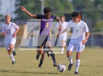 Thumbnail 2 in JV: Hoggard @ Jack Britt photogallery.