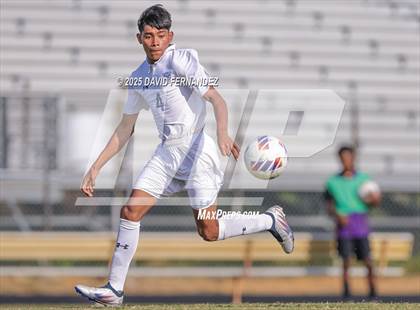 Thumbnail 3 in JV: Hoggard @ Jack Britt photogallery.