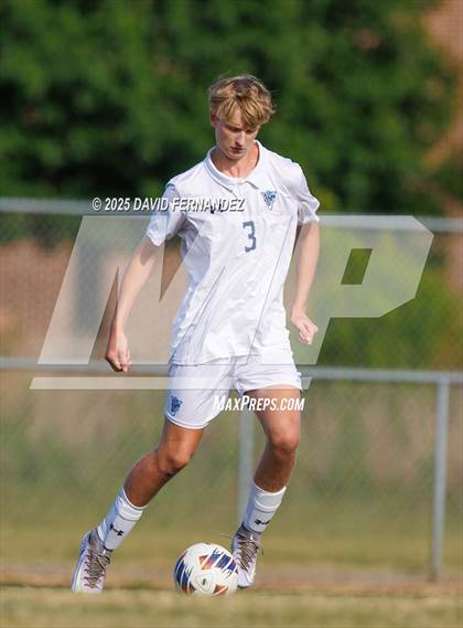 Thumbnail 1 in JV: Hoggard @ Jack Britt photogallery.