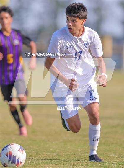 Thumbnail 3 in JV: Hoggard @ Jack Britt photogallery.