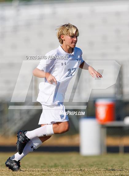 Thumbnail 2 in JV: Hoggard @ Jack Britt photogallery.