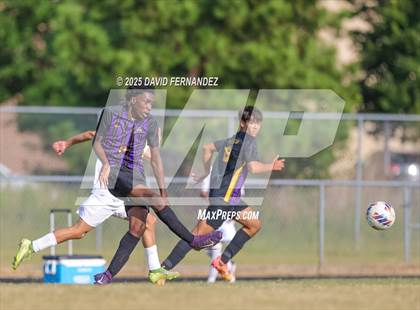 Thumbnail 2 in JV: Hoggard @ Jack Britt photogallery.