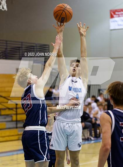 Thumbnail 1 in Garrett @ Woodlan photogallery.