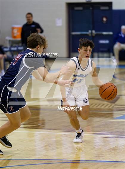 Thumbnail 2 in Garrett @ Woodlan photogallery.