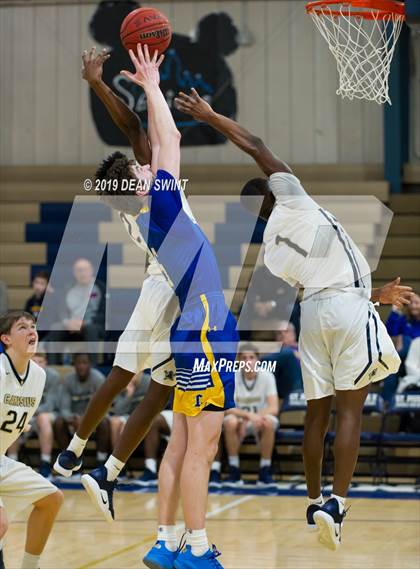 Thumbnail 2 in Canisius vs. Loyola Blakefield photogallery.