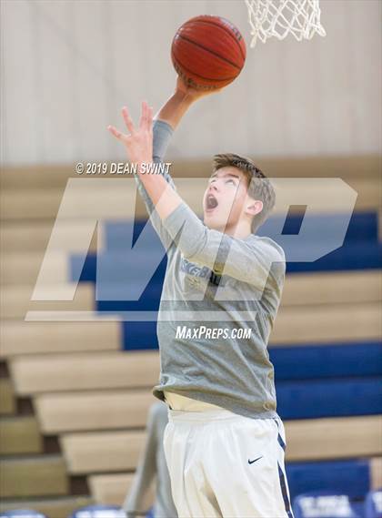 Thumbnail 3 in Canisius vs. Loyola Blakefield photogallery.