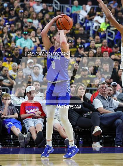 Thumbnail 2 in Lytle vs. Childress (UIL 3A Basketball State Semifinal) photogallery.