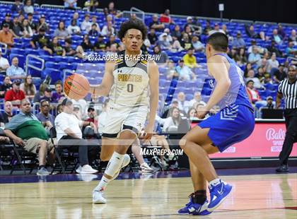 Thumbnail 1 in Lytle vs. Childress (UIL 3A Basketball State Semifinal) photogallery.