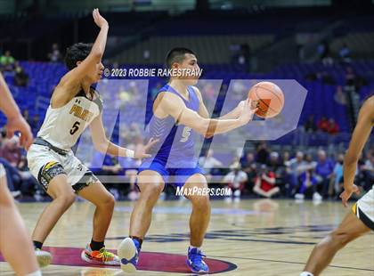 Thumbnail 1 in Lytle vs. Childress (UIL 3A Basketball State Semifinal) photogallery.