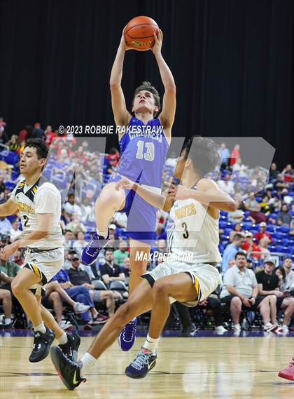 Thumbnail 2 in Lytle vs. Childress (UIL 3A Basketball State Semifinal) photogallery.