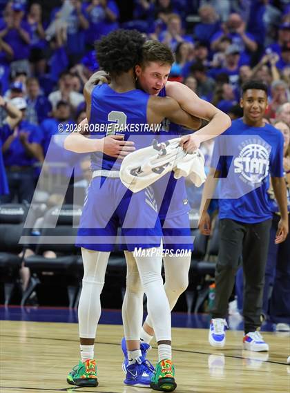 Thumbnail 2 in Lytle vs. Childress (UIL 3A Basketball State Semifinal) photogallery.