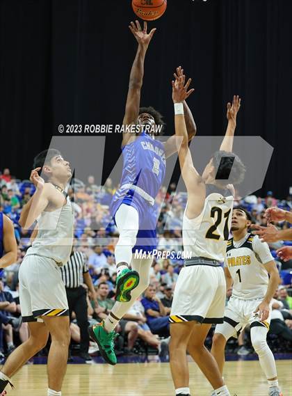 Thumbnail 1 in Lytle vs. Childress (UIL 3A Basketball State Semifinal) photogallery.