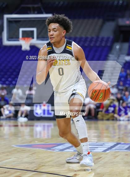 Thumbnail 3 in Lytle vs. Childress (UIL 3A Basketball State Semifinal) photogallery.