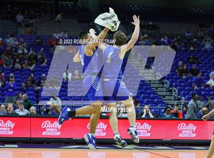 Thumbnail 1 in Lytle vs. Childress (UIL 3A Basketball State Semifinal) photogallery.