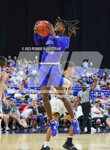 Thumbnail 2 in Lytle vs. Childress (UIL 3A Basketball State Semifinal) photogallery.