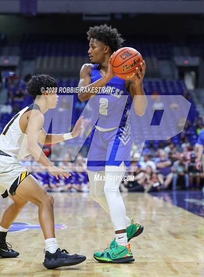 Thumbnail 1 in Lytle vs. Childress (UIL 3A Basketball State Semifinal) photogallery.