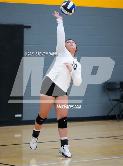 Thumbnail 2 in Douglas vs Glendale Prep photogallery.