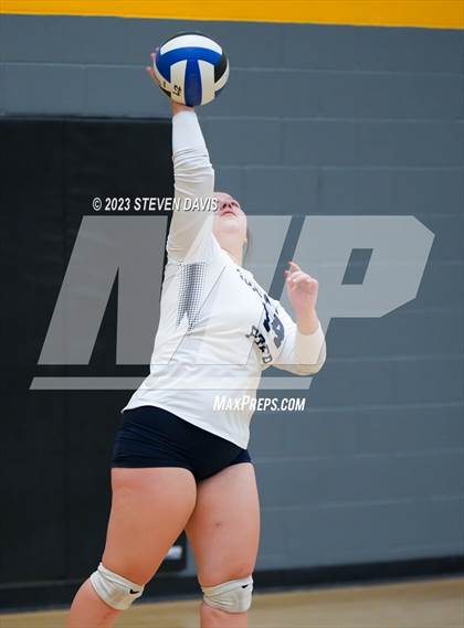 Thumbnail 1 in Douglas vs Glendale Prep photogallery.