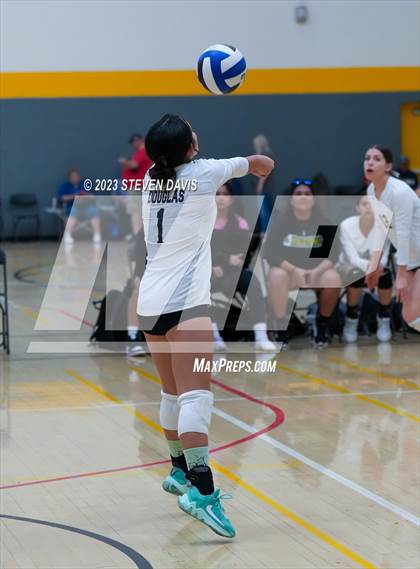 Thumbnail 1 in Douglas vs Glendale Prep photogallery.