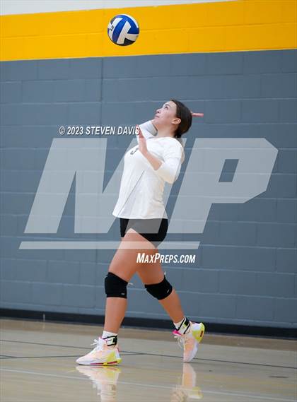 Thumbnail 1 in Douglas vs Glendale Prep photogallery.
