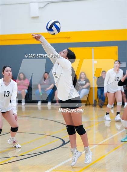 Thumbnail 3 in Douglas vs Glendale Prep photogallery.