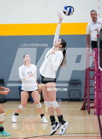 Thumbnail 1 in Douglas vs Glendale Prep photogallery.