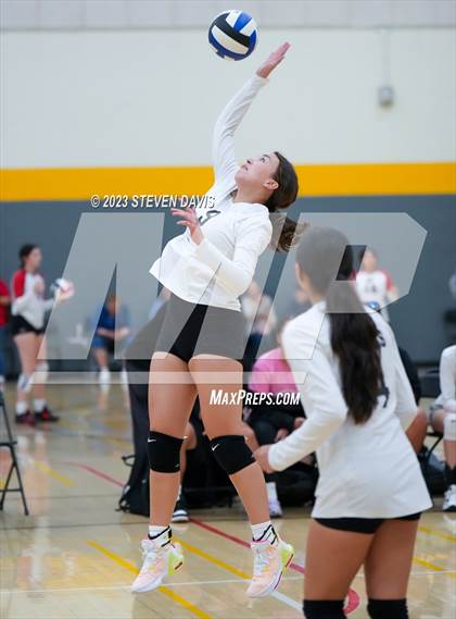 Thumbnail 1 in Douglas vs Glendale Prep photogallery.
