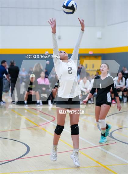 Thumbnail 1 in Douglas vs Glendale Prep photogallery.