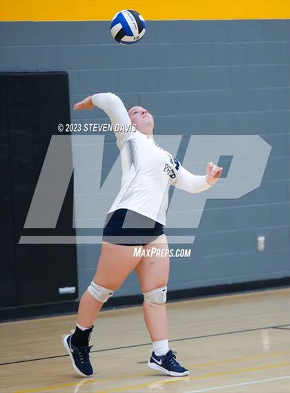 Thumbnail 3 in Douglas vs Glendale Prep photogallery.