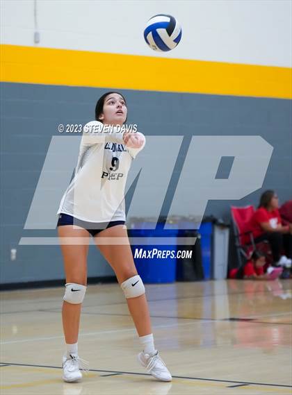 Thumbnail 2 in Douglas vs Glendale Prep photogallery.