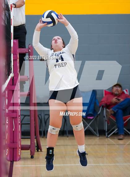 Thumbnail 1 in Douglas vs Glendale Prep photogallery.