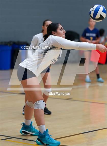 Thumbnail 3 in Douglas vs Glendale Prep photogallery.