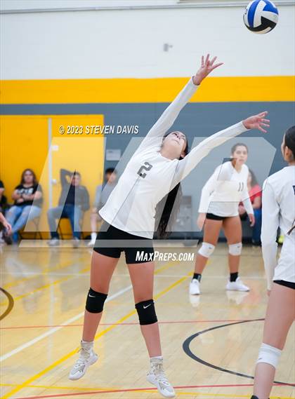 Thumbnail 3 in Douglas vs Glendale Prep photogallery.